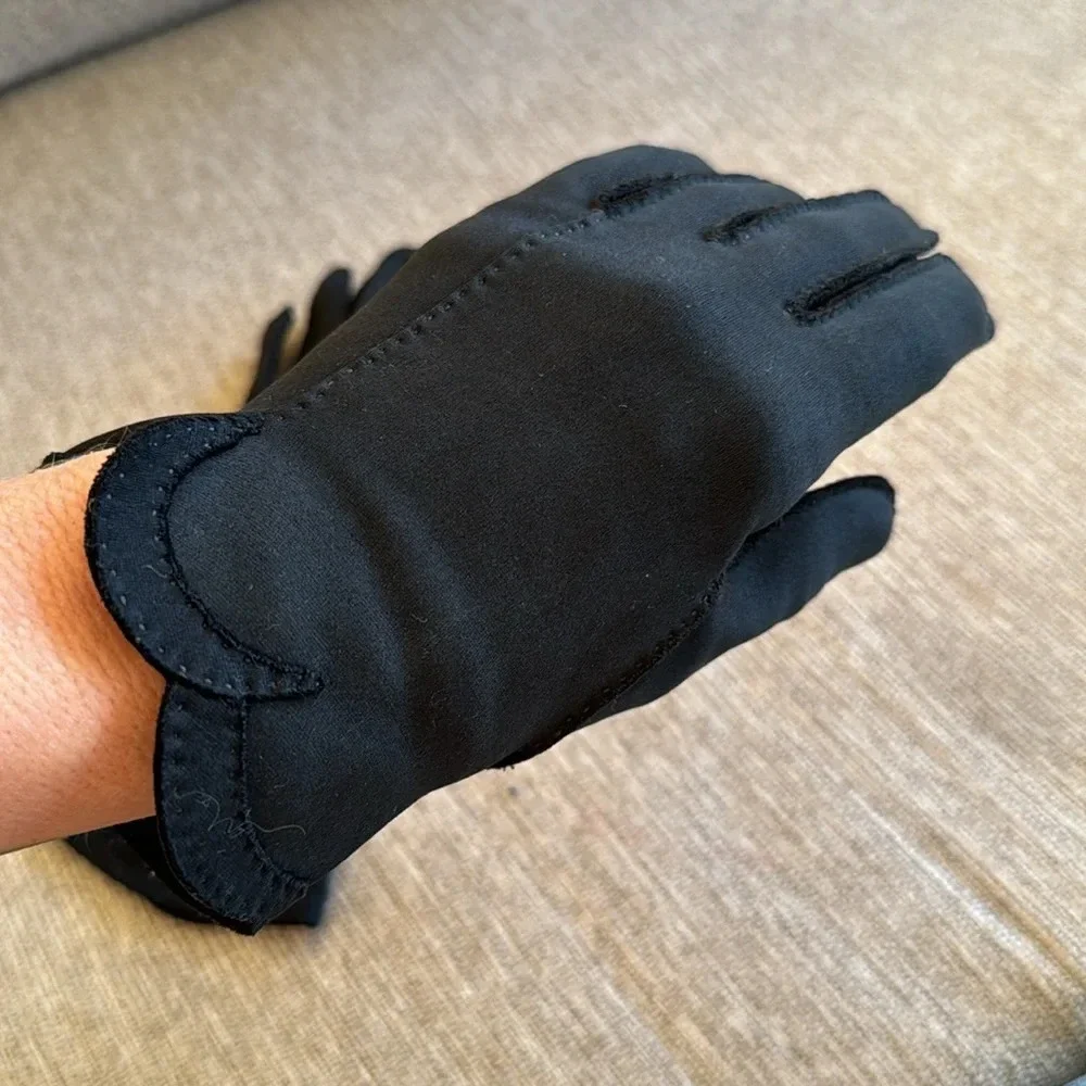 Vintage gloves